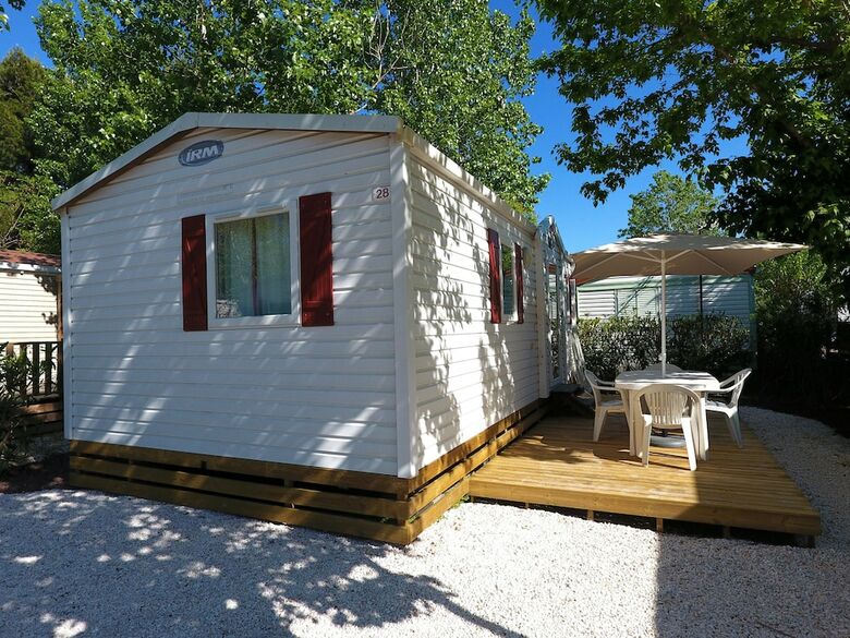 Camping Les Champs Blancs