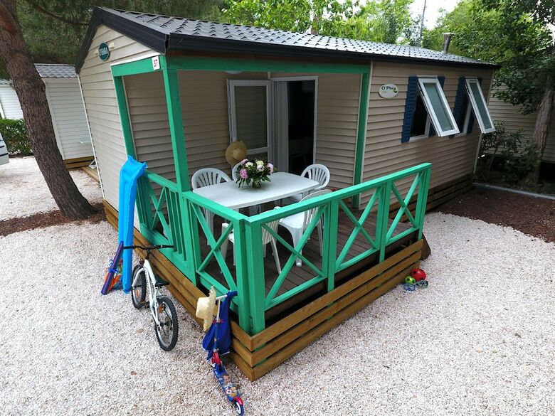 Camping Les Champs Blancs