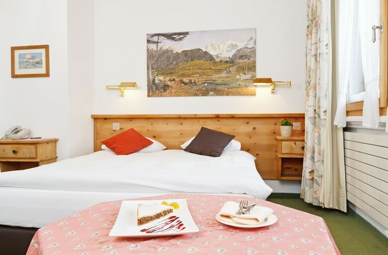 Schweizerhaus Swiss Quality Hotel