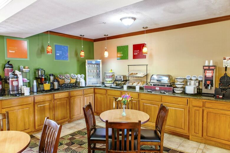 Hotel Quality Inn I-74 Batesville