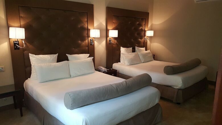 Hotel H�tel Saint Cyr Etoile