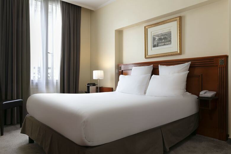 Hotel H�tel Saint Cyr Etoile