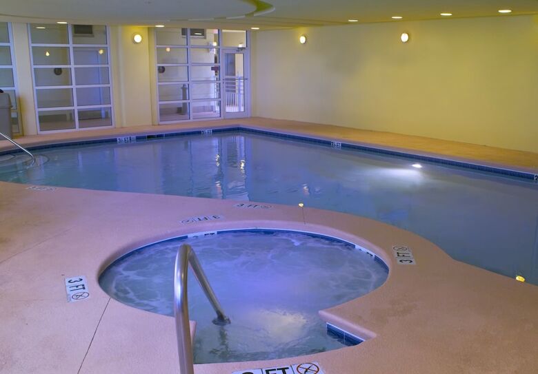 Hotel Club Wyndham Ocean Boulevard