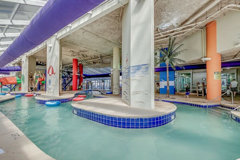 Hotel Dunes Village Resort