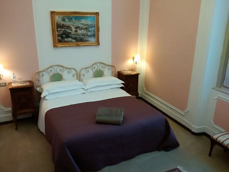Antica Dimora B&B In Historic Residence