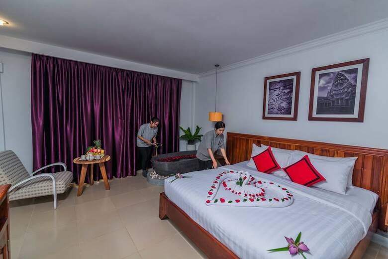 Mekong Angkor Deluxe Hotel