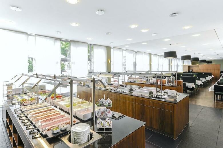 Hotel NH D�sseldorf City-nord