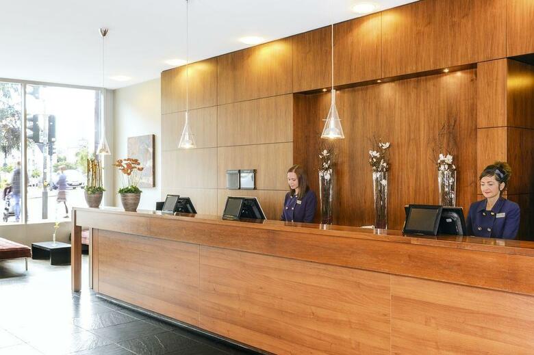 Hotel NH D�sseldorf City-nord