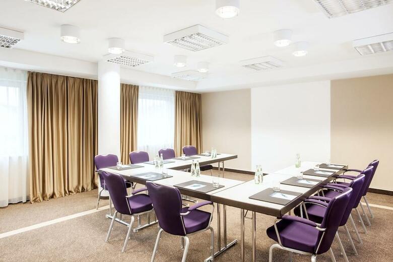 Hotel NH D�sseldorf City-nord