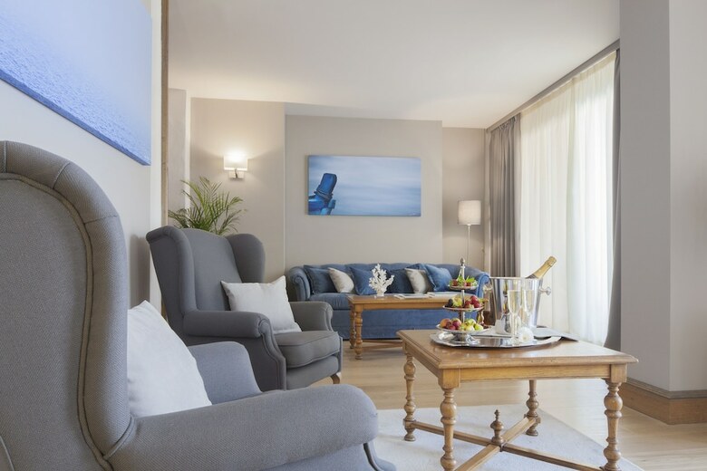 Voi Grand Hotel Mazzar� Sea Palace
