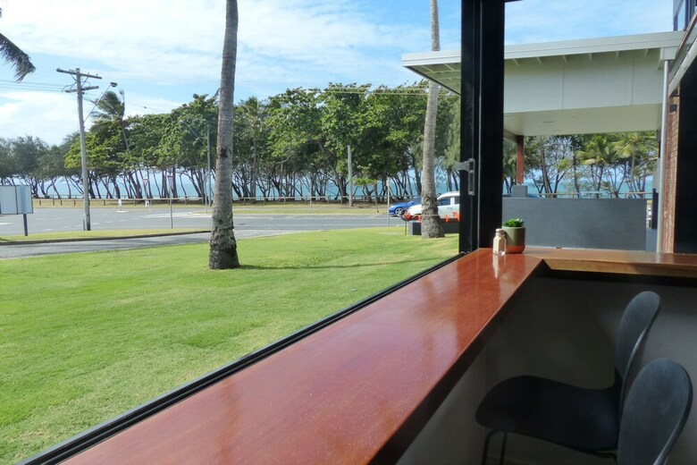 Motel Mackay Seabreeze Apartments