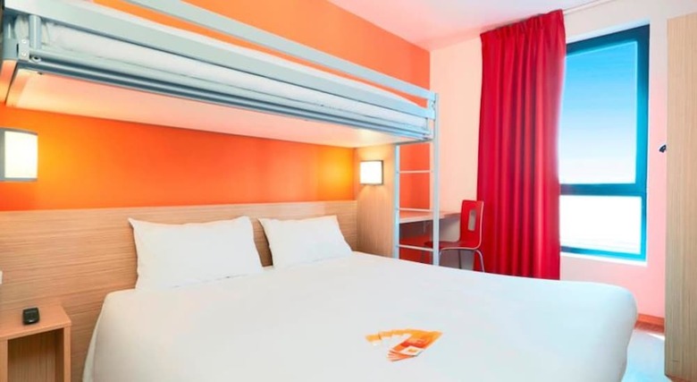 Hotel H�tel Premi�re Classe Chartres Barjouville