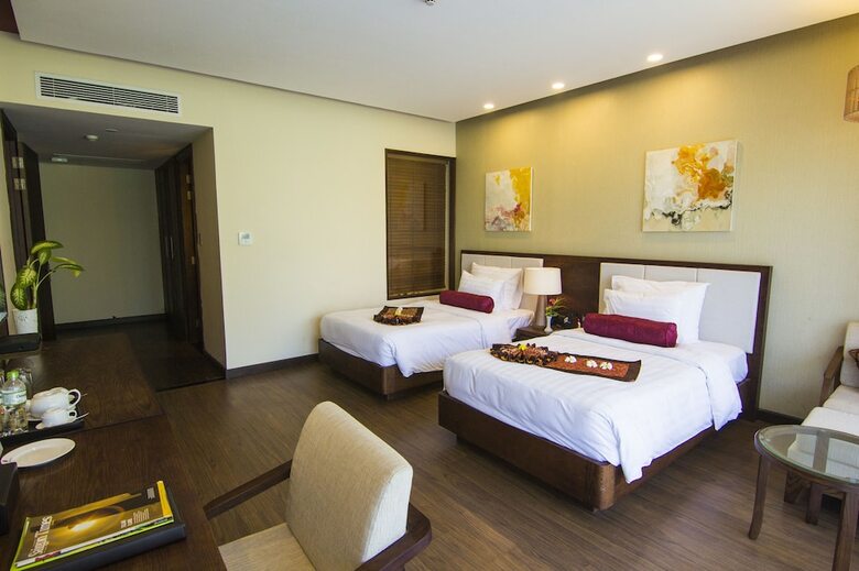 Apartamento Huong Phong Ho Coc Beach Resort