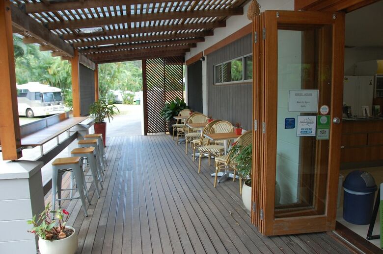 Cabana Lake Placid Tourist Park