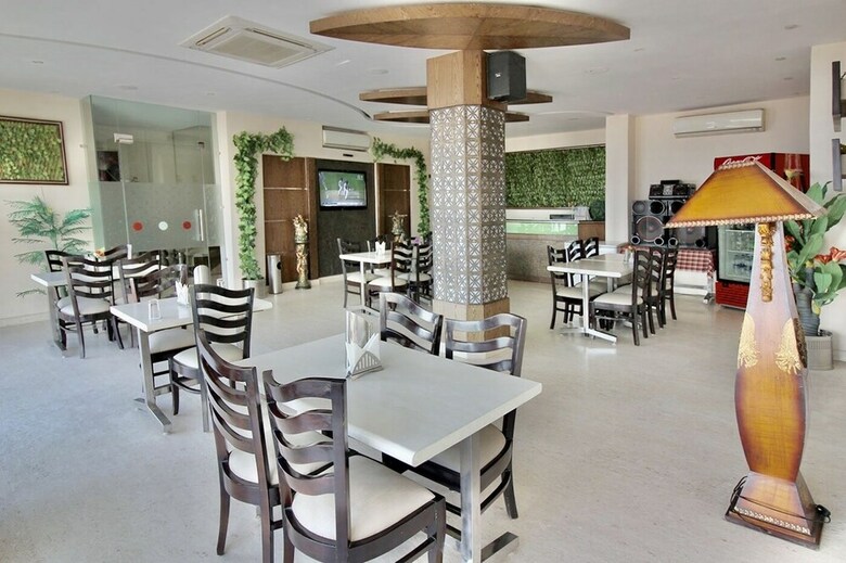 Hotel Asian Plaza Dharamshala