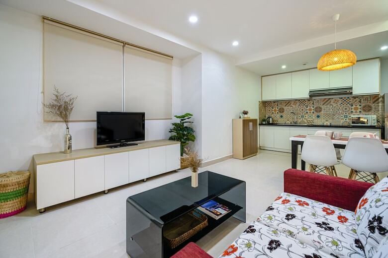 Aparthotel Holo Alex House Saigon - Serviced Homestay