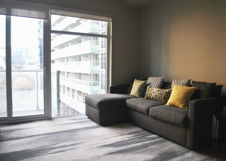 Apartamentos Livingsuites Toronto - Front & John