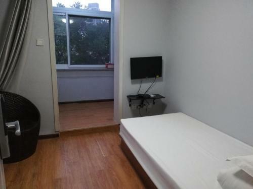 Tianjin Three Brothers Youth Hostel