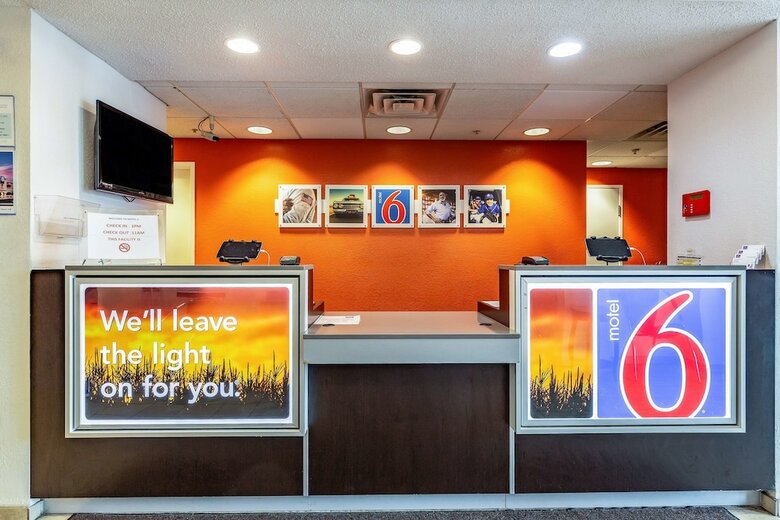 Motel 6 Caseyville, Il - Caseyville Il
