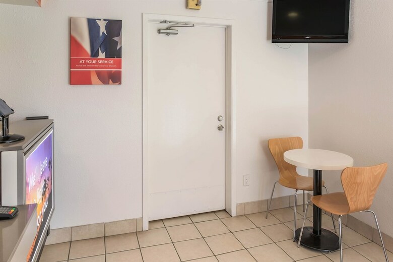 Motel 6 King City Ca