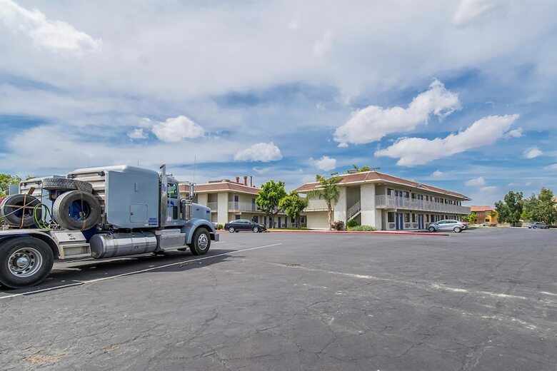 Motel 6 Bakersfield, Ca - Airport