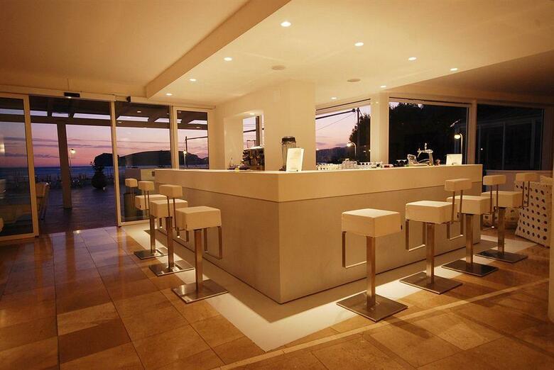 El Faro Hotel & Spa
