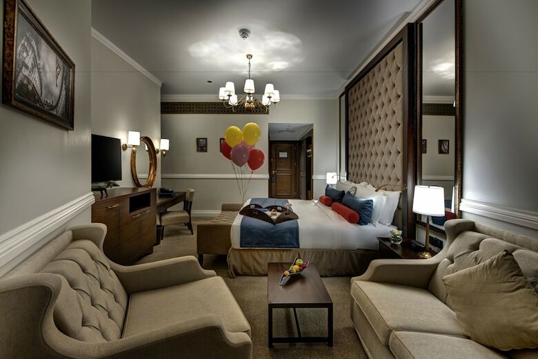 Dukes The Palm, A Royal Hideaway Hotel