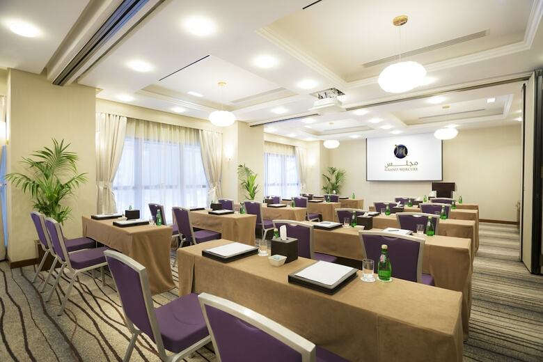 Hotel Majlis Grand Mercure Residence Abu Dhabi