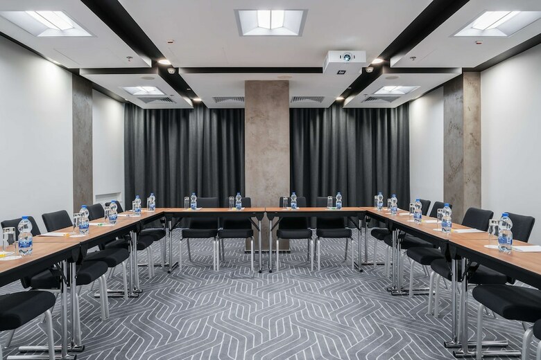 Hotel Park Inn By Radisson Kyiv Troyitska