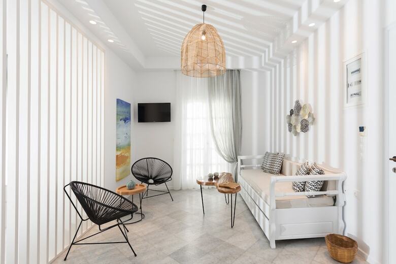 Aeolos Luxury Villas & Suites