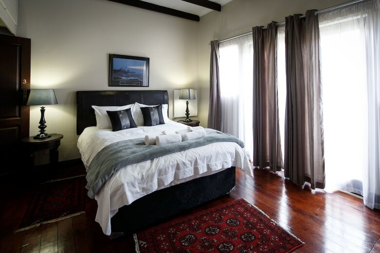 Hotel 12 On Brecher