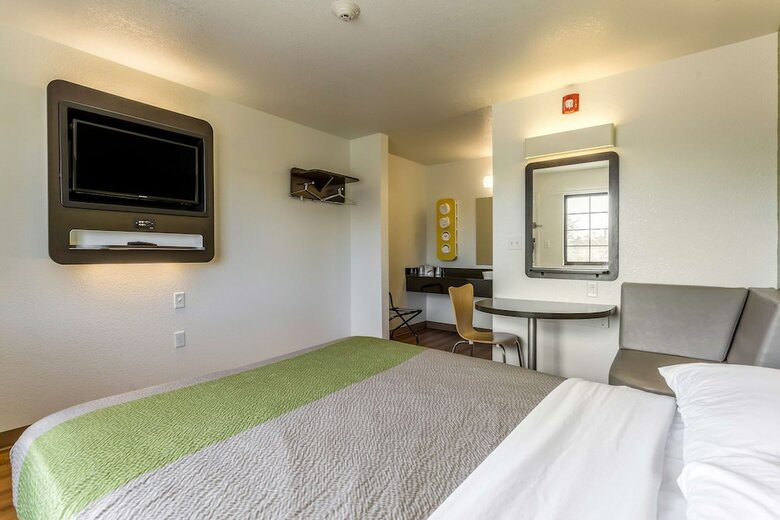 Motel 6 El Paso, Tx - East