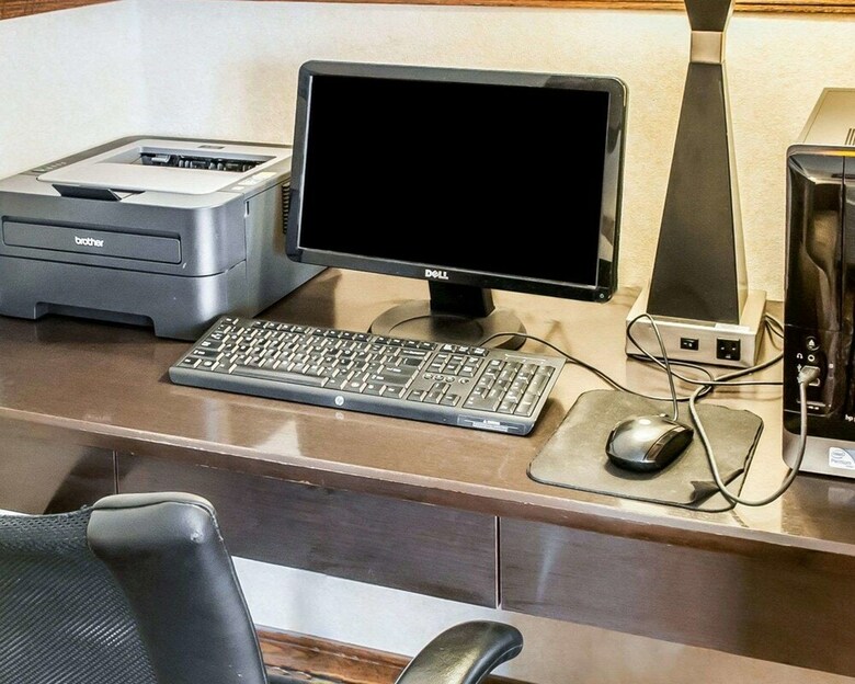 Hotel Quality Inn & Suites