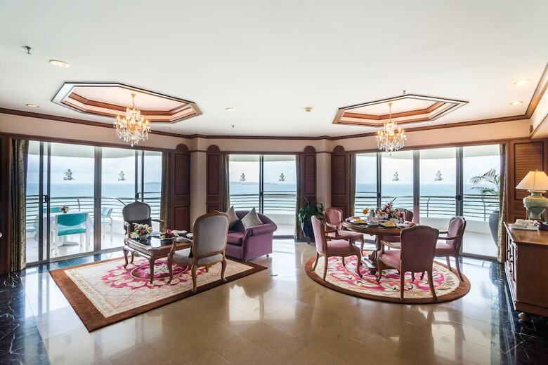 Apartamento Royal Cliff Grand Hotel