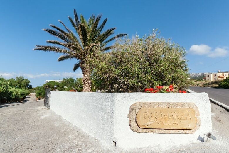 Apartamentos Romanza Villas