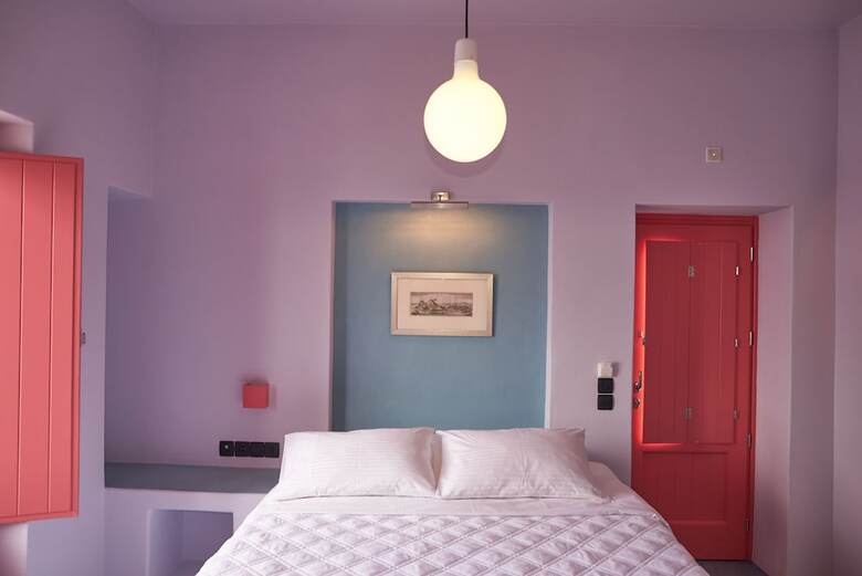 Hotel Caldera Edge Suites