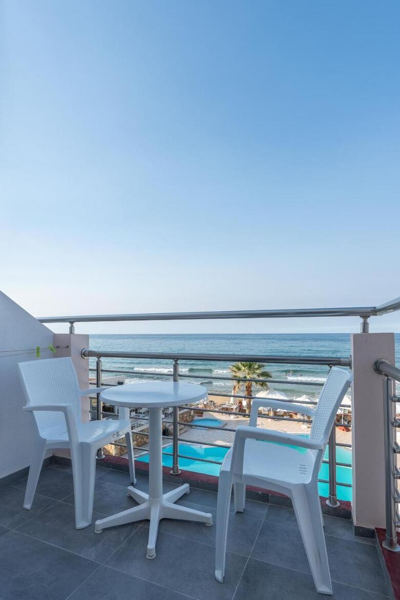Aparthotel Laplaya Beach
