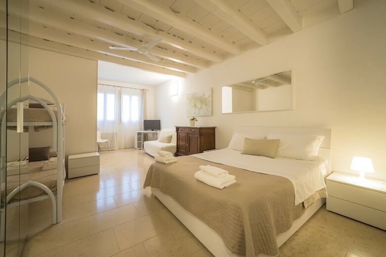 Hotel Academia Residence