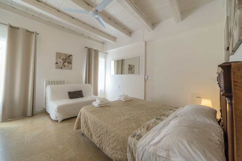 Hotel Academia Residence