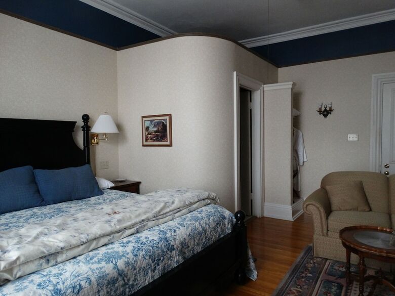 Bed & Breakfast Hochelaga Inn
