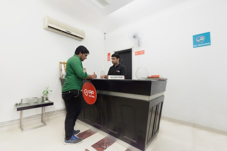 Hotel Oyo Rooms 074 Cyber City