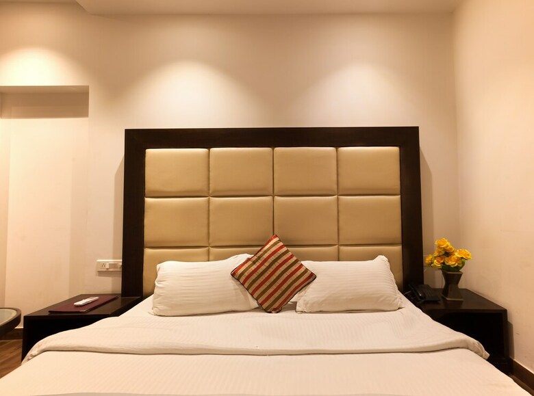 Hotel Oyo Rooms 074 Cyber City