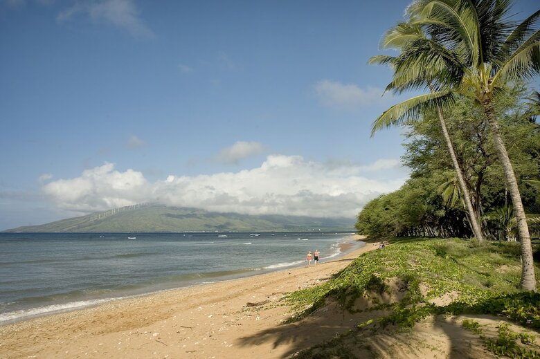 Hale Kai O Kihei By Crh