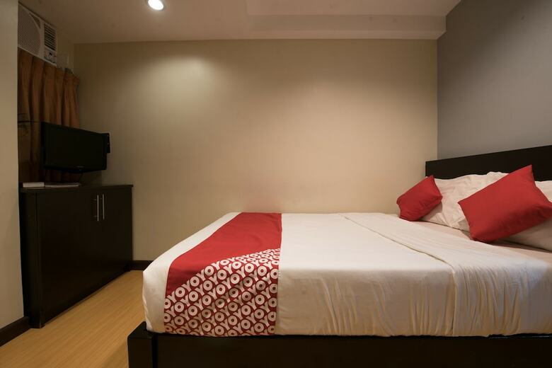 Oyo 456 Festive Hotel