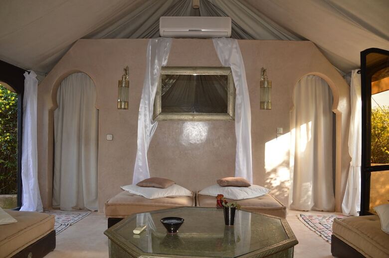 Hotel Les Jardins D'issil