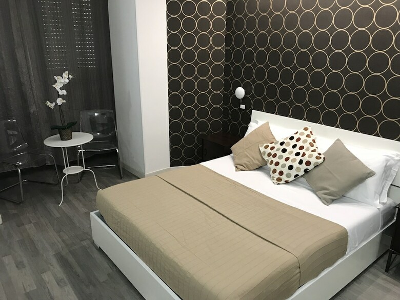 Hotel C'est La Vie Suites