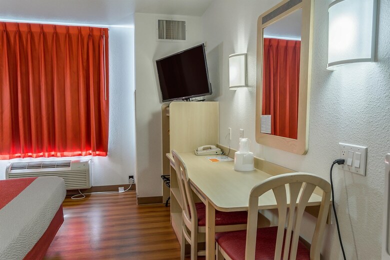 Hotel Motel 6 Redmond, Or