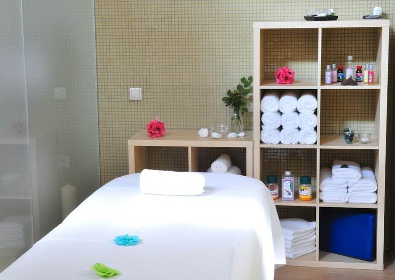 Horsk� Hotel ?eladenka