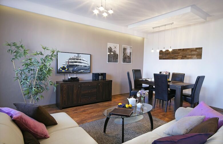Irs Royal Apartments - Irs Aviator