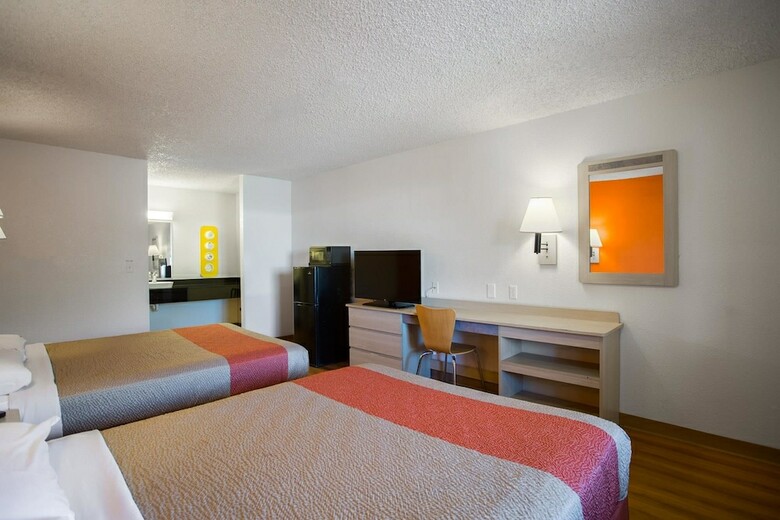 Motel 6 Kingman, Az - Route 66 West